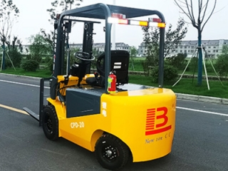 电动叉车的功能和型号