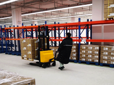 2026年教程系列来咯！半电动堆高车操作步骤一览