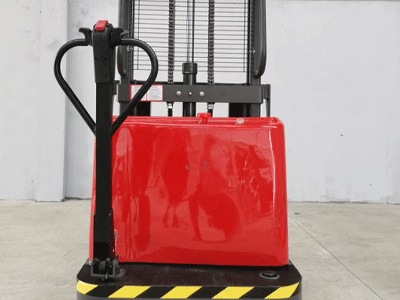 步行式堆高车需要叉车证吗？新牛顿告诉你答案