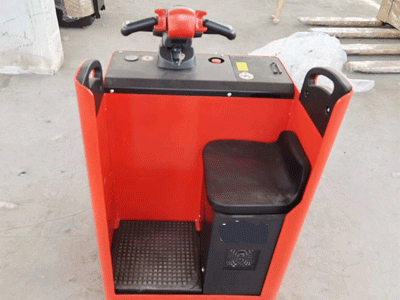 新牛顿电动搬运车