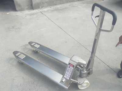 不锈钢搬运车防腐防锈