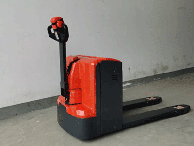 电动搬运车展示