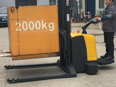 电动叉车品牌产品展示