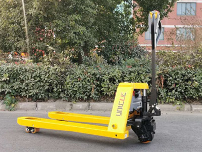 步行式电动搬运车