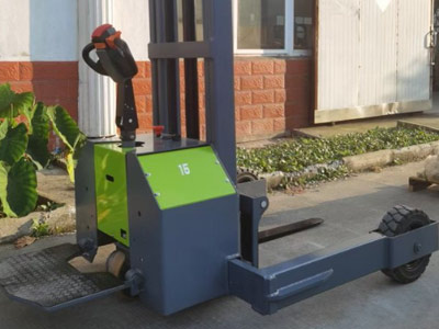 越野堆高车产品