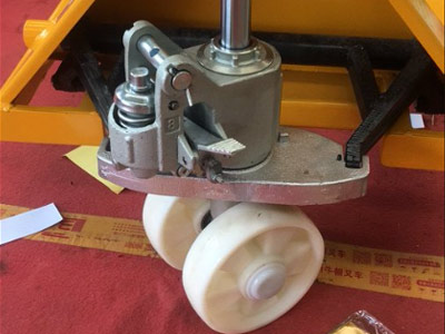 江苏手动搬运车尼龙轮