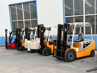 新牛盾叉车产品