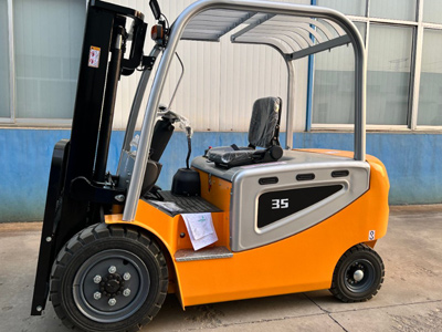 江苏3吨燃油叉车厂家 生产易维护产品