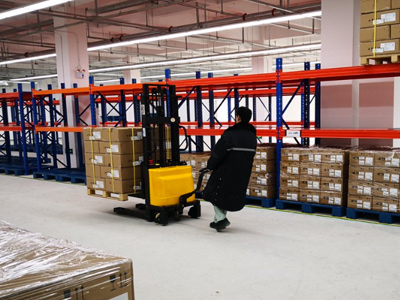 江苏电动堆高车产品