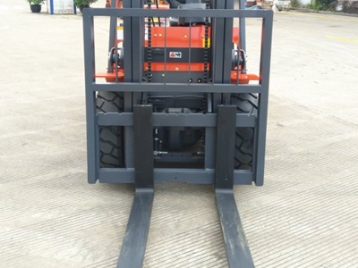 内燃柴油叉车性价比高