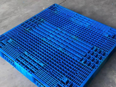 站驾式双托盘堆垛车