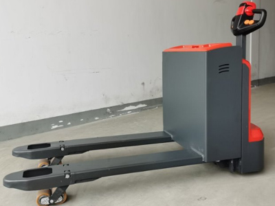 静音长续航 步行式电动搬运车使用更舒心