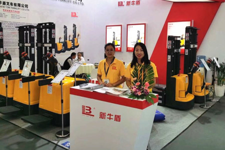 广交会新牛盾叉车