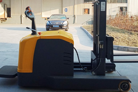 电动堆高车排名