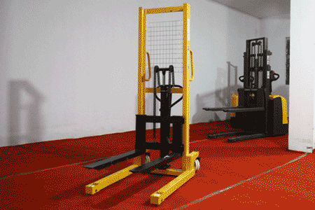 手动液压堆高车