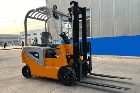 新牛盾叉车上榜电动叉车品牌榜 源头厂家直供