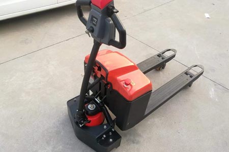 人工搬运对比步行电动搬运车 哪种作业更省力？